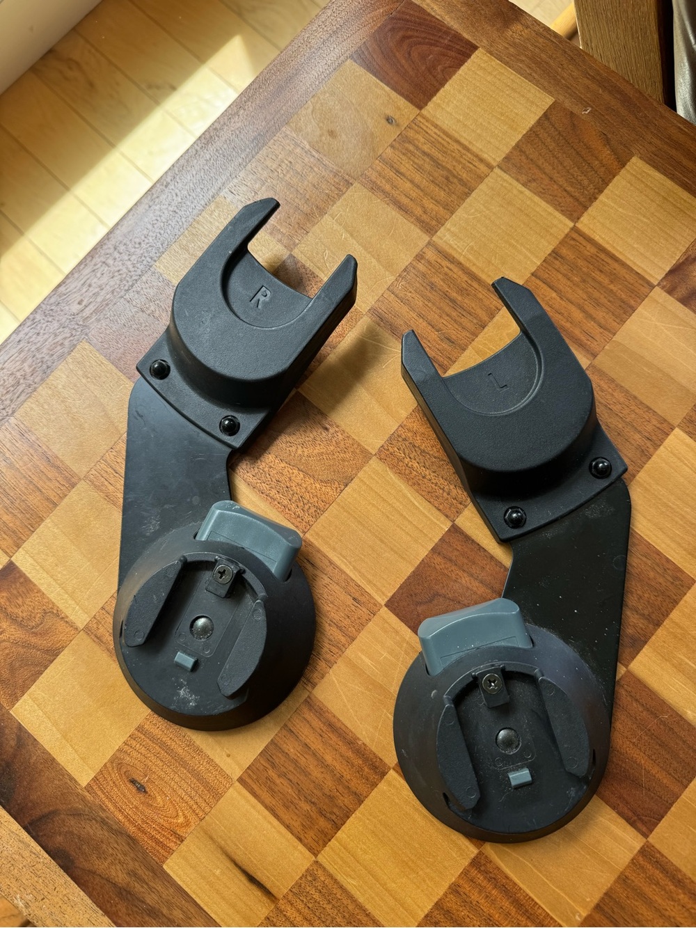 Bumbleride Era car seat adapter